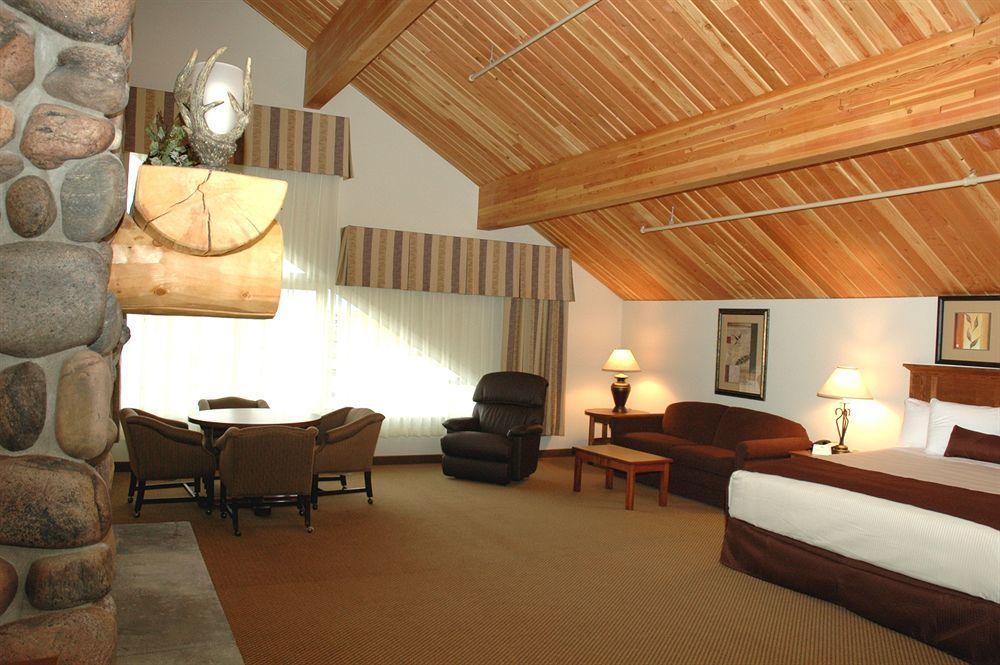 Casper C'Mon Inn Hotel & Suites Evansville Экстерьер фото