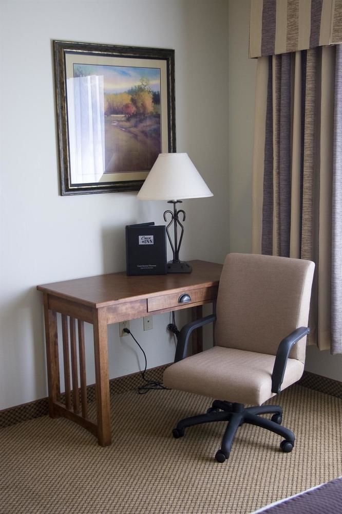 Casper C'Mon Inn Hotel & Suites Evansville Экстерьер фото