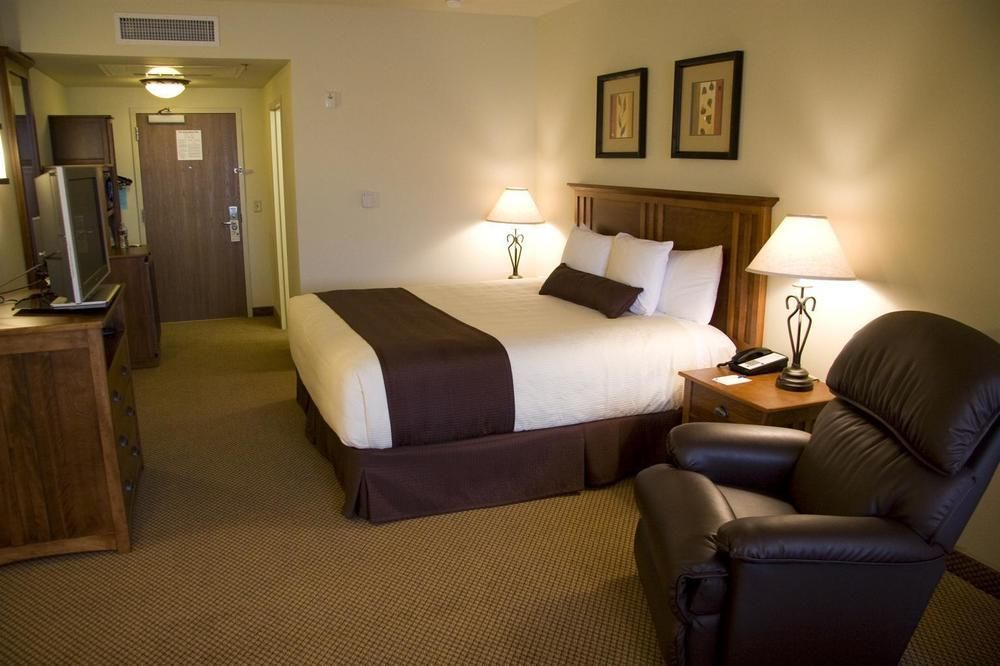 Casper C'Mon Inn Hotel & Suites Evansville Экстерьер фото