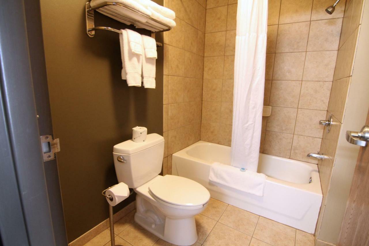 Casper C'Mon Inn Hotel & Suites Evansville Экстерьер фото