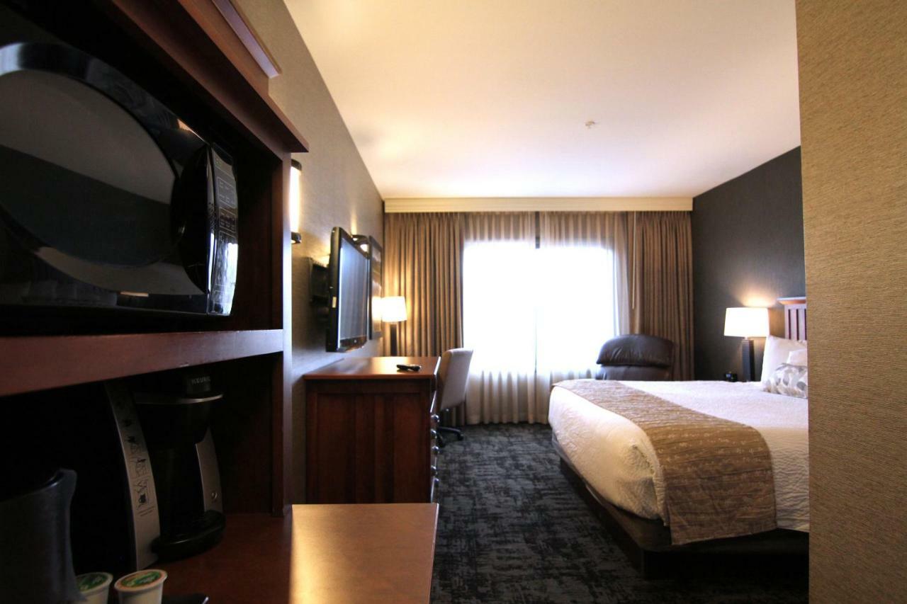 Casper C'Mon Inn Hotel & Suites Evansville Экстерьер фото